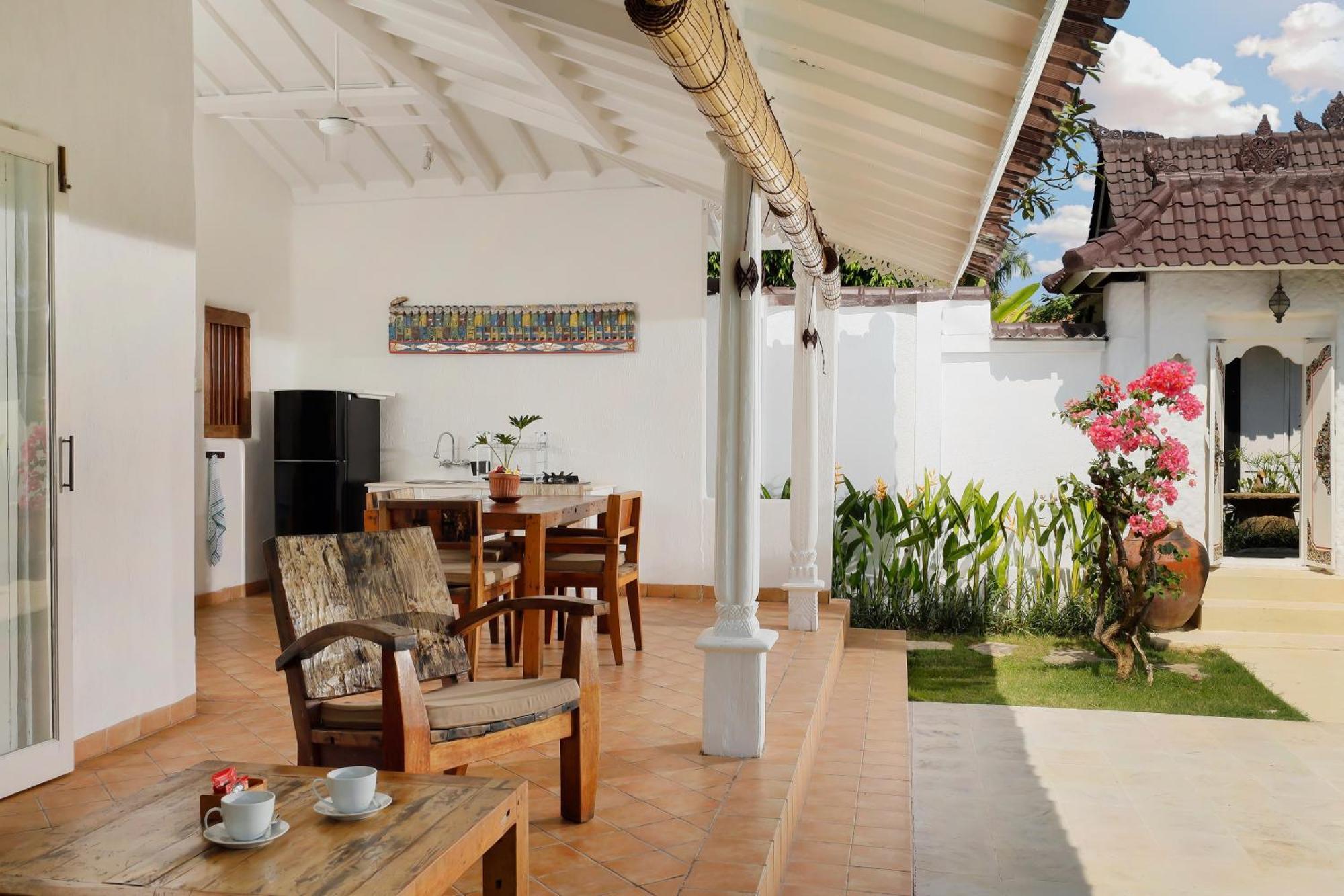 Hotel Puri Tempo Doeloe Boutique Sanur (Bali)