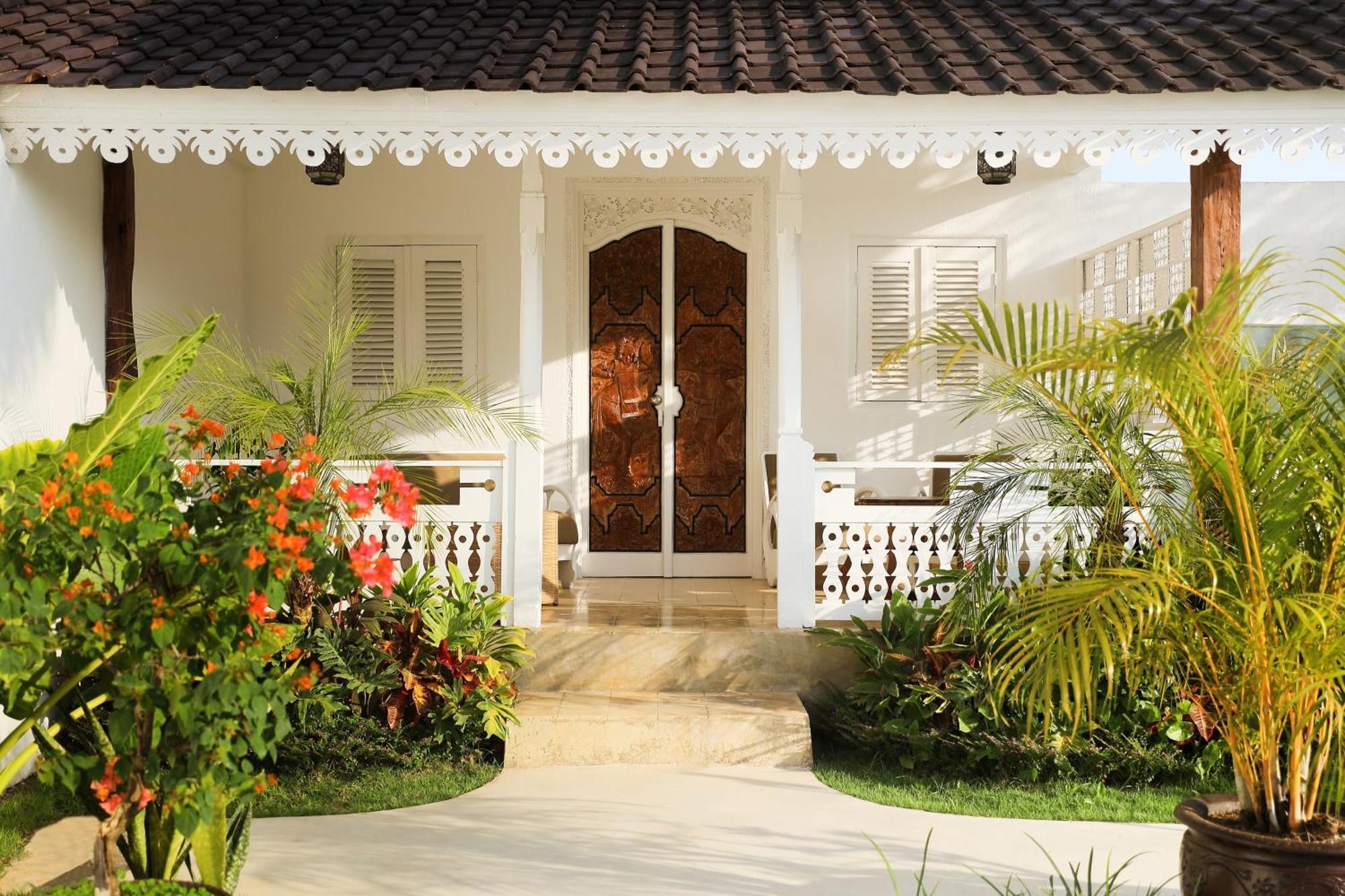 Hotel Puri Tempo Doeloe Boutique Sanur (Bali)