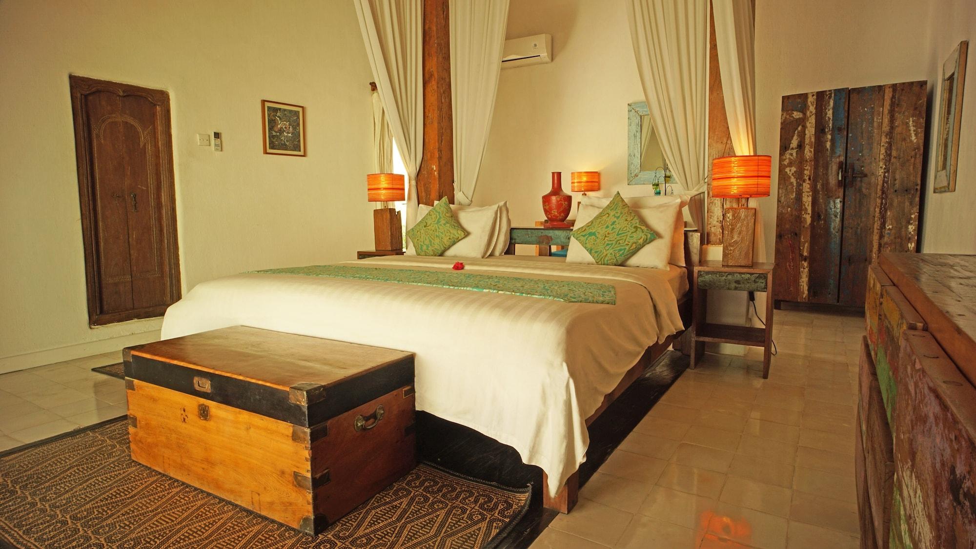 Puri Tempo Doeloe Boutique Sanur